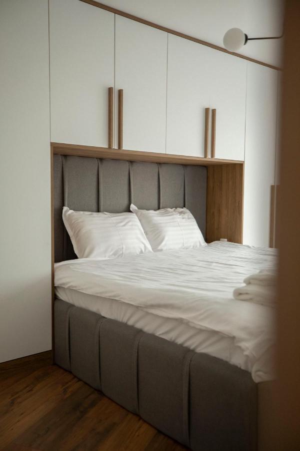 Pine Villas Brezovice Extérieur photo